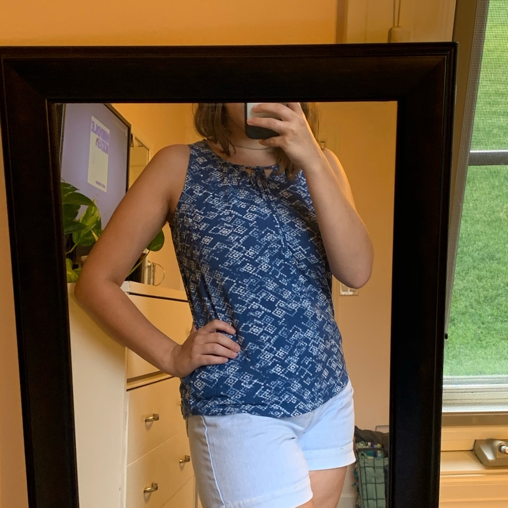 🍁 2/$20❕Blue &White Patterned Drawstring Tank Top